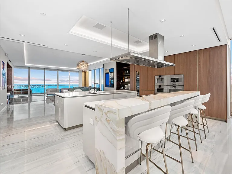 18501 Collins Ave #2704 — Photo 5