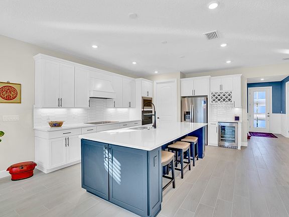 3rd image of 3922 White Alder Way