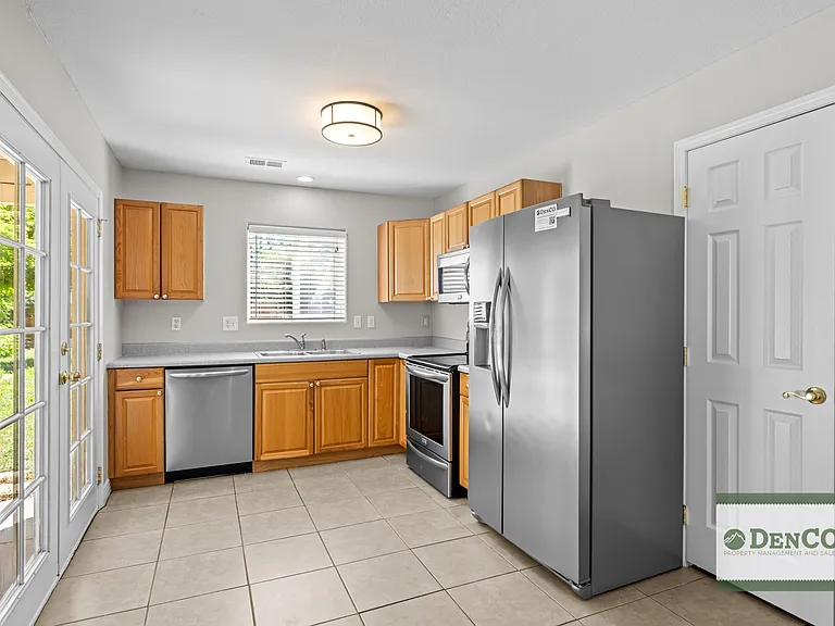 2906 S Cherry Way — Photo 8
