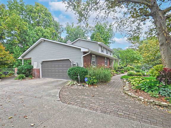 2nd image of 1229 Eaton Dr