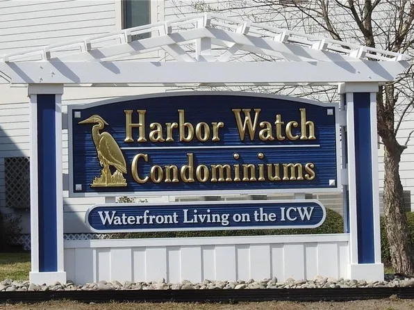 5 Harbor Watch Dr Unit 405, Chesapeake, VA 23320