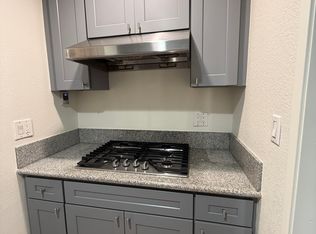 9570 Rosecrans Ave, Bellflower, CA 90706