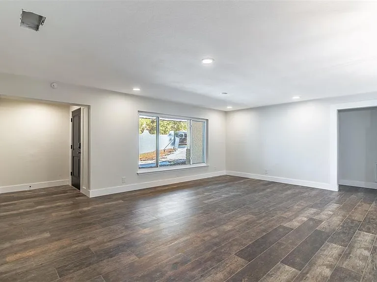 16880 SE 63rd Ln — Photo 8