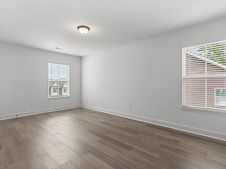 1645 Lateglow Way — Photo 19