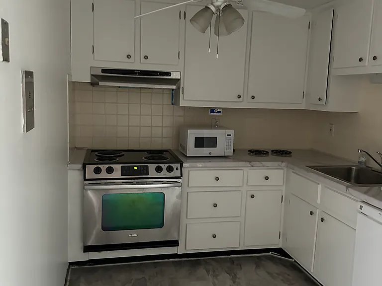 11 Old Colony Ln #7 — Photo 7