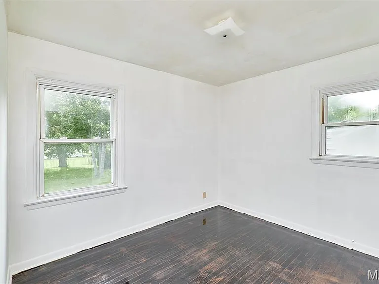 228 Newton Pl — Photo 15