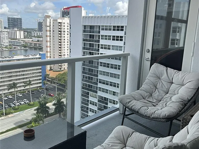 1904 S Ocean Dr #1807 — Photo 5