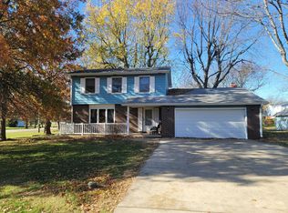 3803 22nd Ave, Sterling, IL 61081