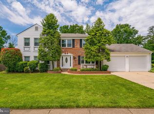 2154 Seaman Ct, Herndon, VA 20170