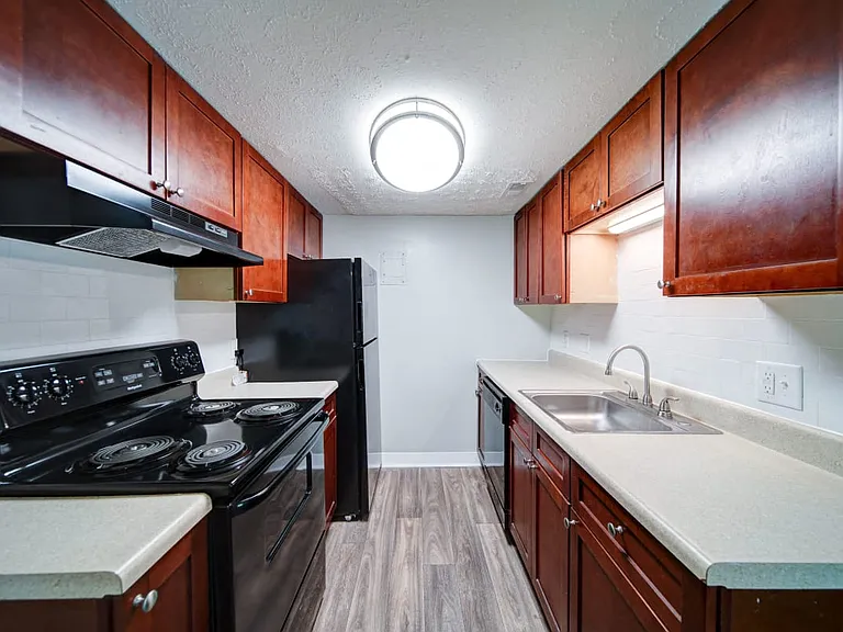 Nova Ridge Apartments — Photo 17