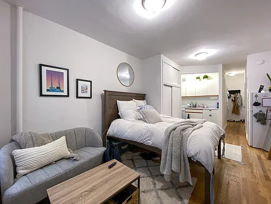 Rented by Compass | media 8