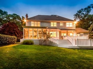 9 Stock Farm Ln, Sag Harbor, NY 11963