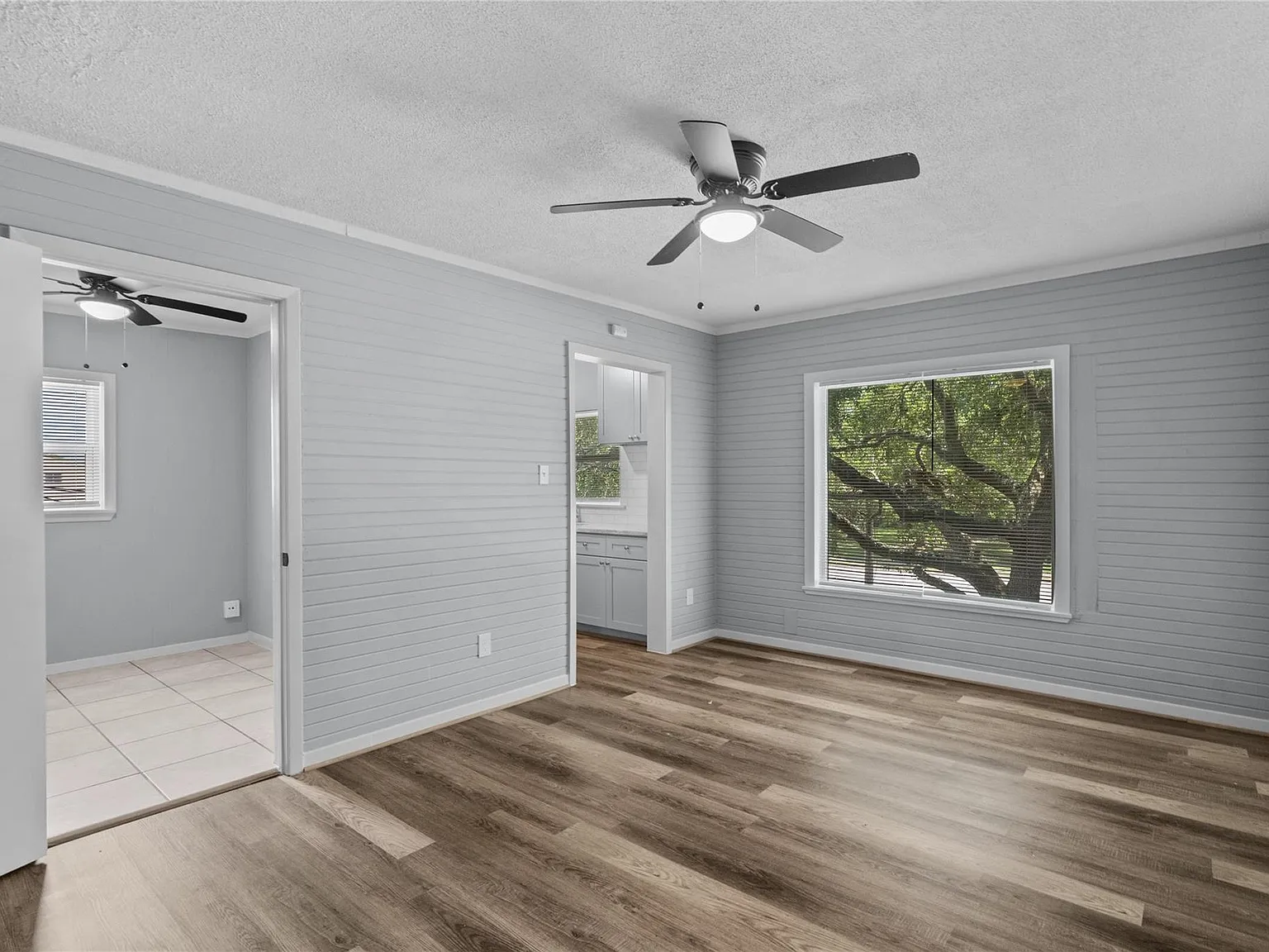 2 bed, 1.0 bath, 710 sqft, $925 — Photo 4