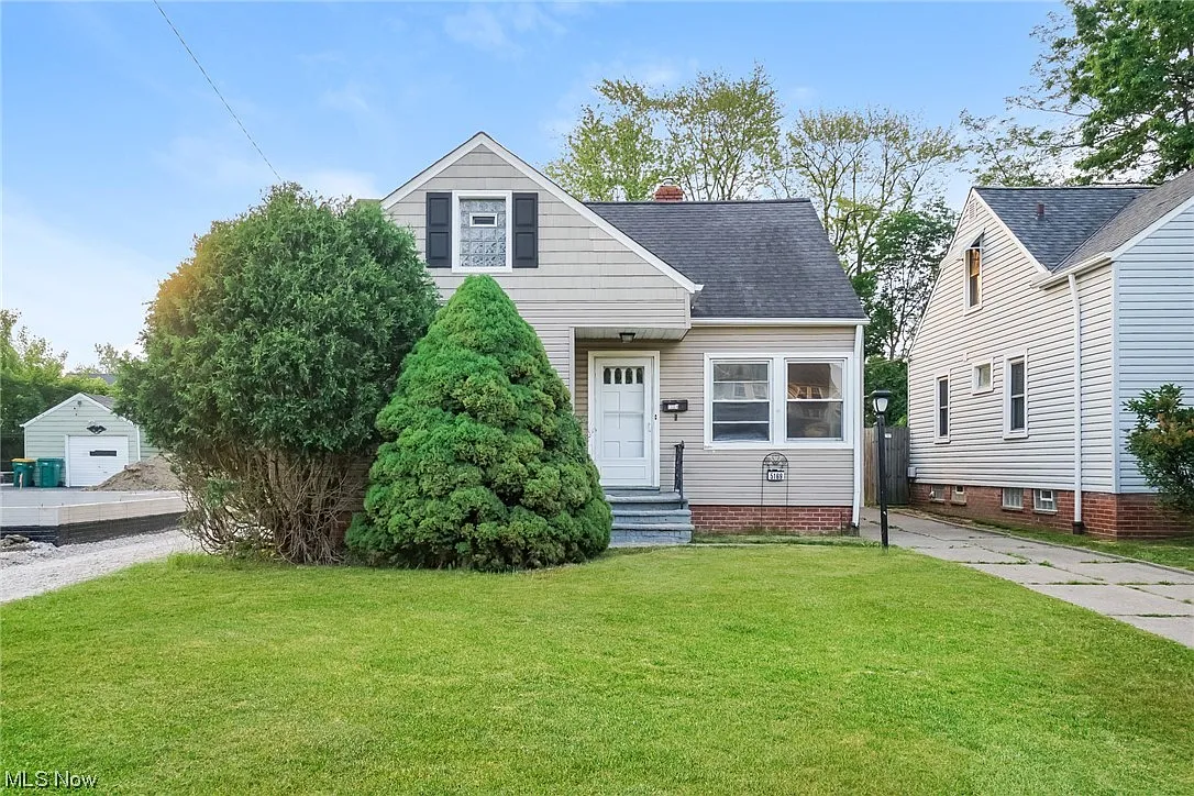 5169 Clement Ave photo 1