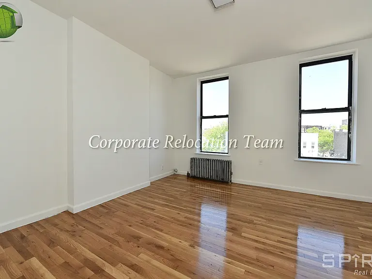 33-46 28th St #2 — Photo 1
