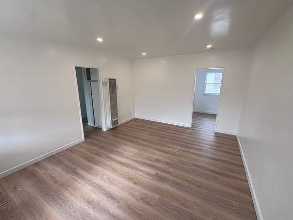 3rd image of 2520 N Brighton St #2520