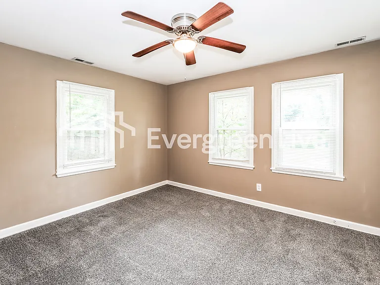 6504 Coffey St — Photo 8