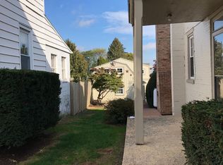 2009 Main St, Lititz, PA 17543