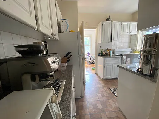 Rented by S&M Associates Realty LLC | media 2