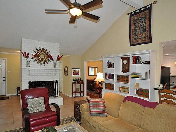 5th image of 20422 Landshire Dr