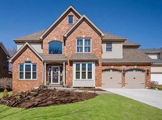 3390 Hillside Ct, Woodridge, IL 60517