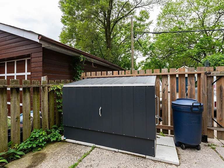580 Indian Rd #2 — Photo 16