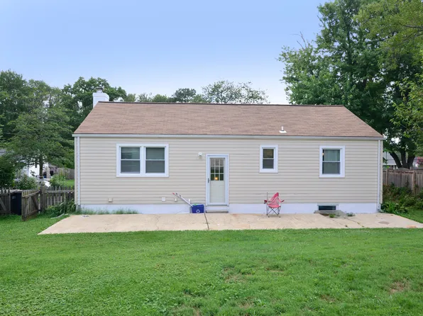 4119 Addison Rd, Fairfax, VA 22030