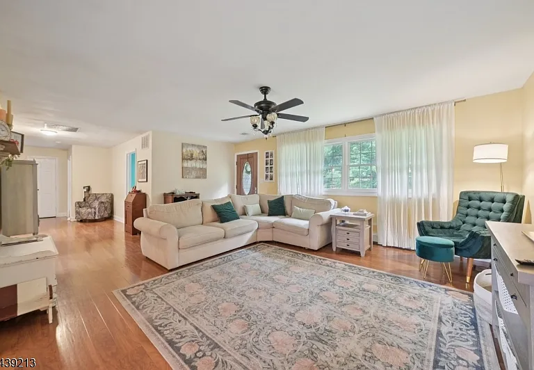 2 Lyonsville Rd — Photo 2