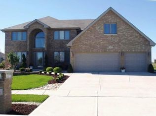 438 Carrick Rd, Matteson, IL 60443