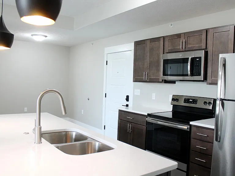 Prairie Heights Apartments — Photo 103