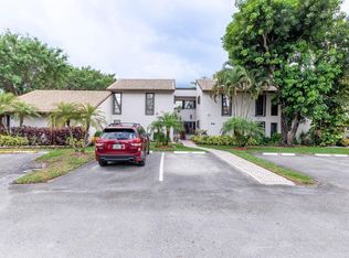 9717 N New River Canal Rd APT 406, Plantation, FL 33324