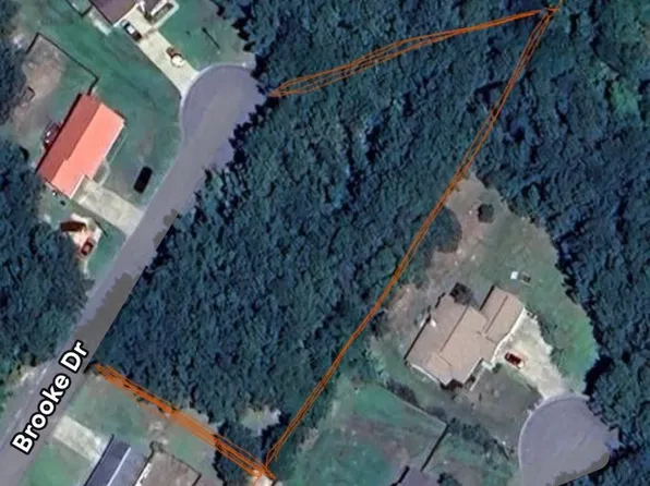 14131 Brooke Dr, Tuscaloosa, AL 35405