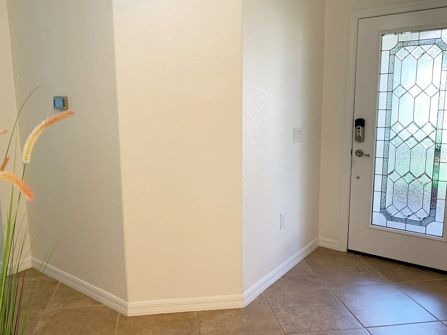 2 bed, 1572 sqft, $5,200 — Photo 3