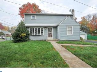 2024 Meadow Ln, Bensalem, PA