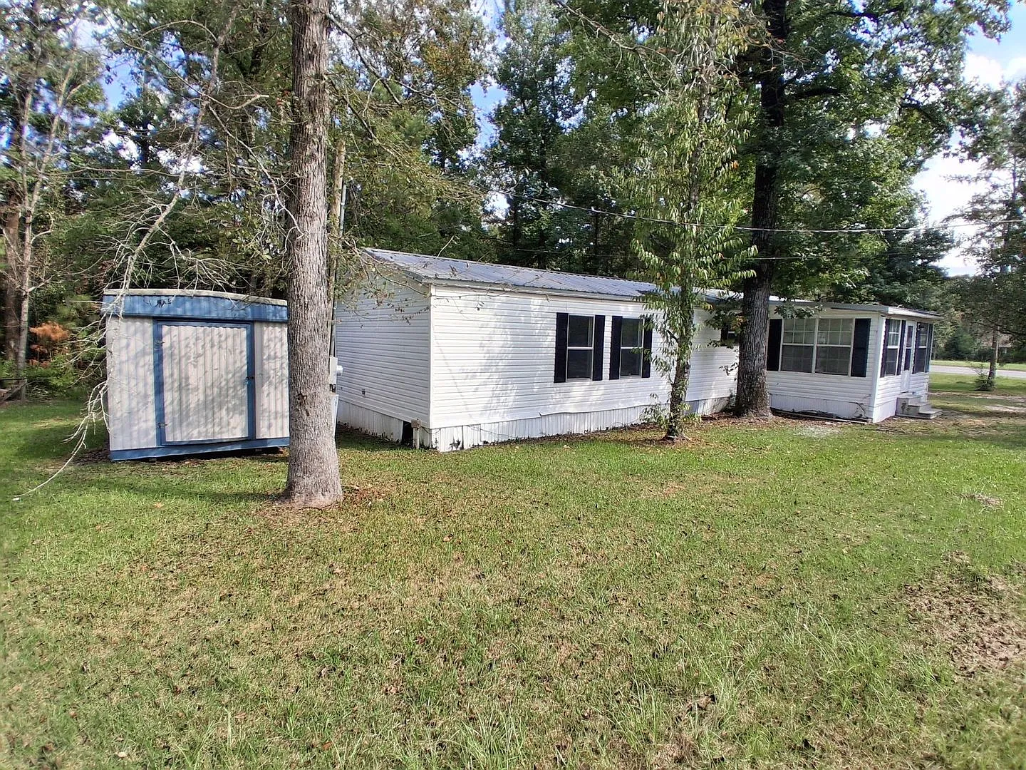 319 Alexandria HWY — Photo 2