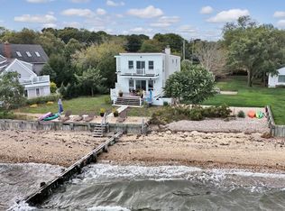 12960 Main Rd, East Marion, NY 11939