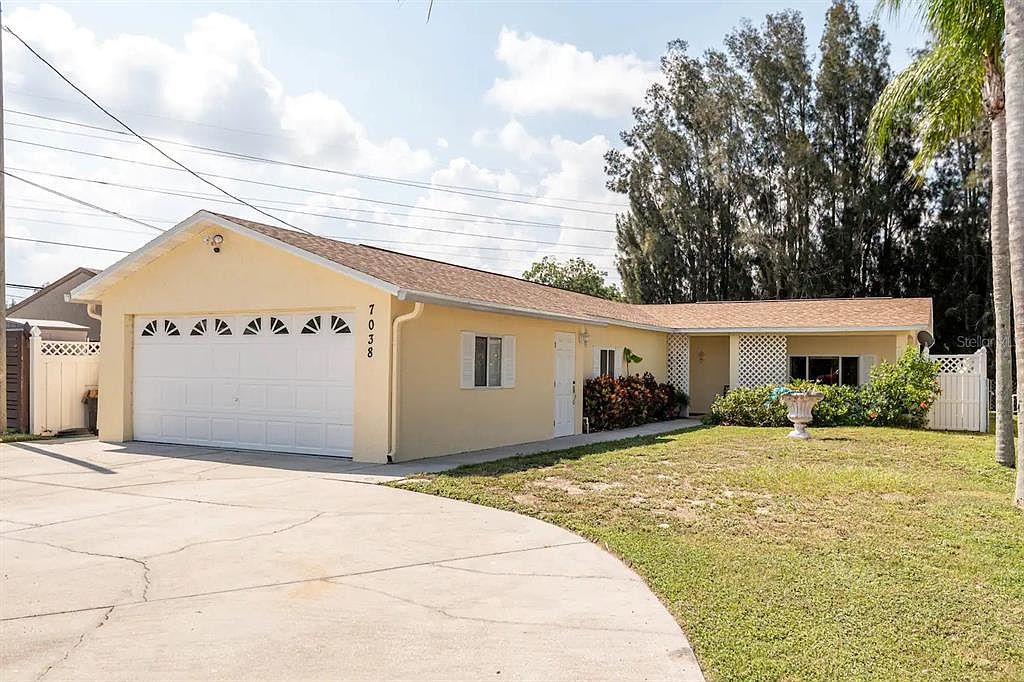 7038 McCray Dr, Hudson, FL 34667 Zillow