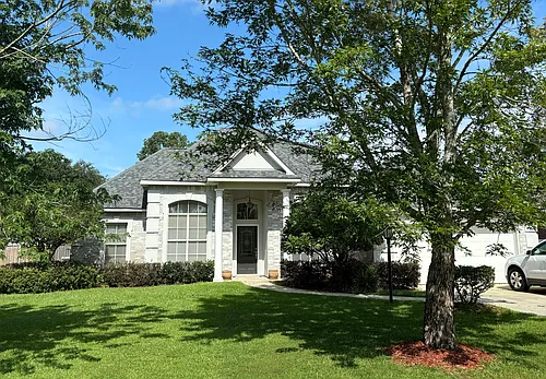 1036 River Ct Photo 1