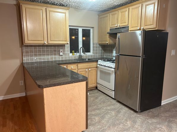 239 Hollywood Ave #1