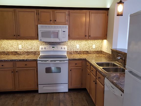 2nd image of 10526 Running Oak Ct