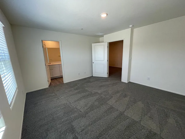 1923 Stanza Vista St — Photo 13
