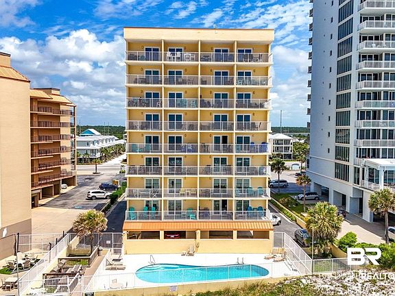 3rd image of 517 E Beach Blvd APT 4C