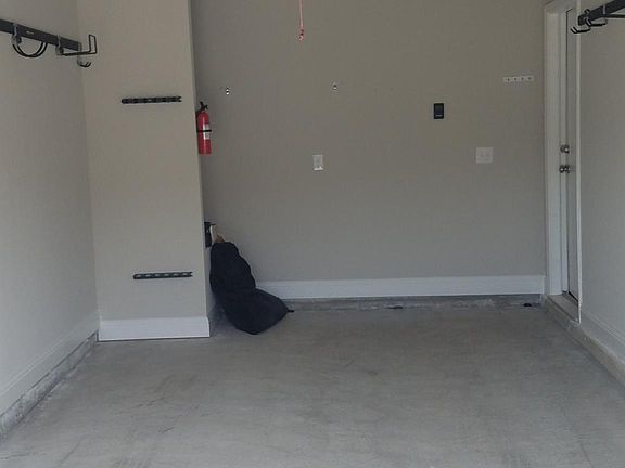 4th image of 6775 Spaniel Dr Al 117