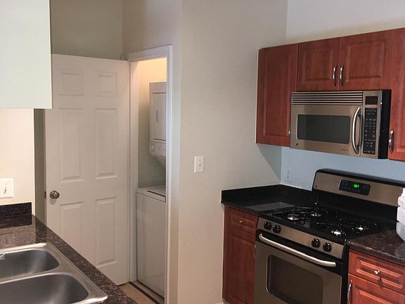 4th image of 12913 Centre Park Cir APT 402