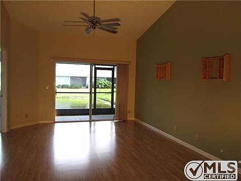 4th image of 3787 Island Club Cir