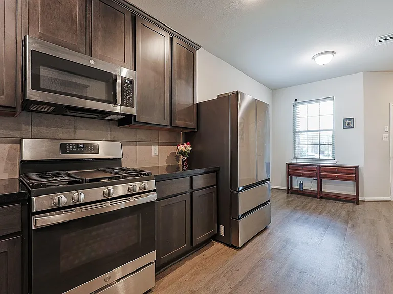 10423 Rochester Hills Ln — Photo 14