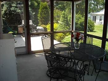 2nd image of 4 Sheppards Ln