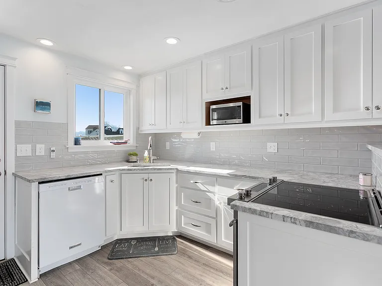 4038 Mayne Ln #2 — Photo 4