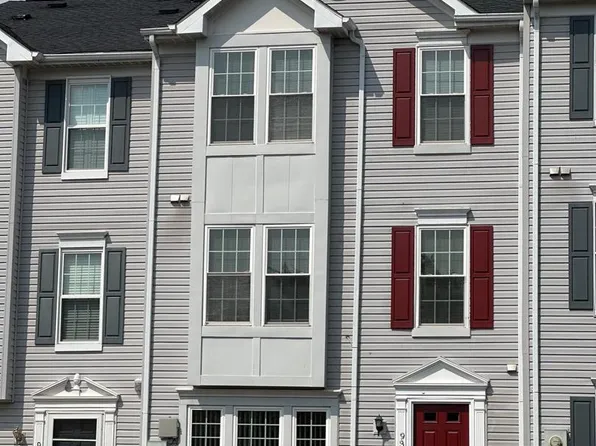 9341 Gooseberry Dr, Manassas, VA 20110