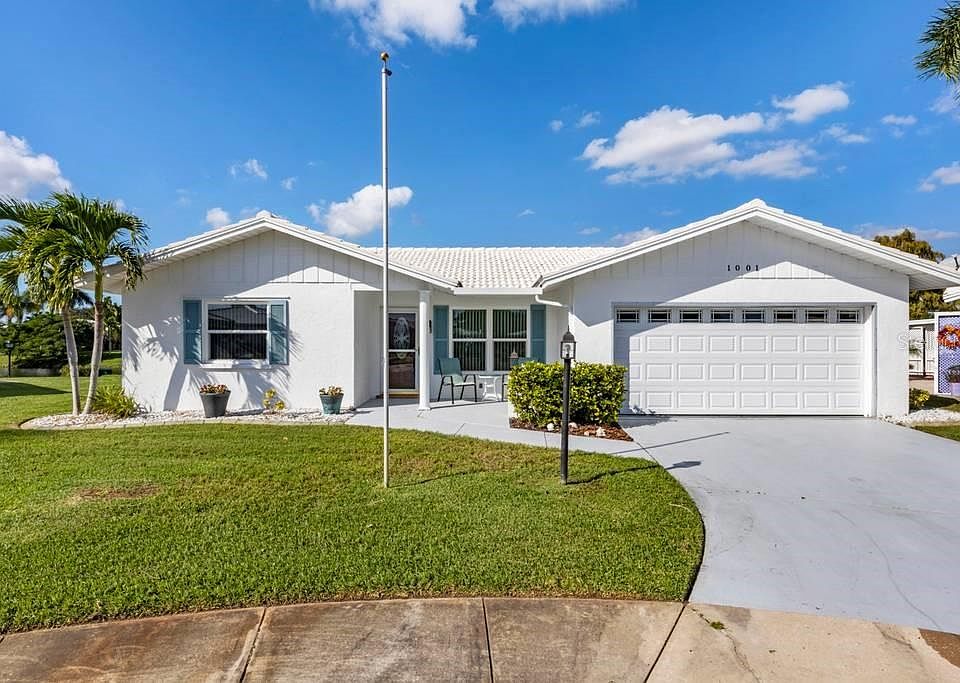 1st image of 1001 Pussywillow Ln